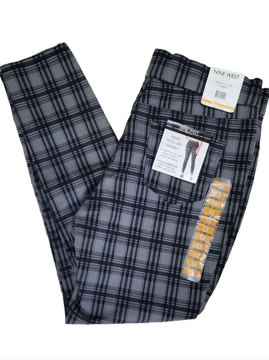 Nine West Pants - Nine West Heidi Black & Gray Plaid Pull-On Skinny Pants Size 12 NWT